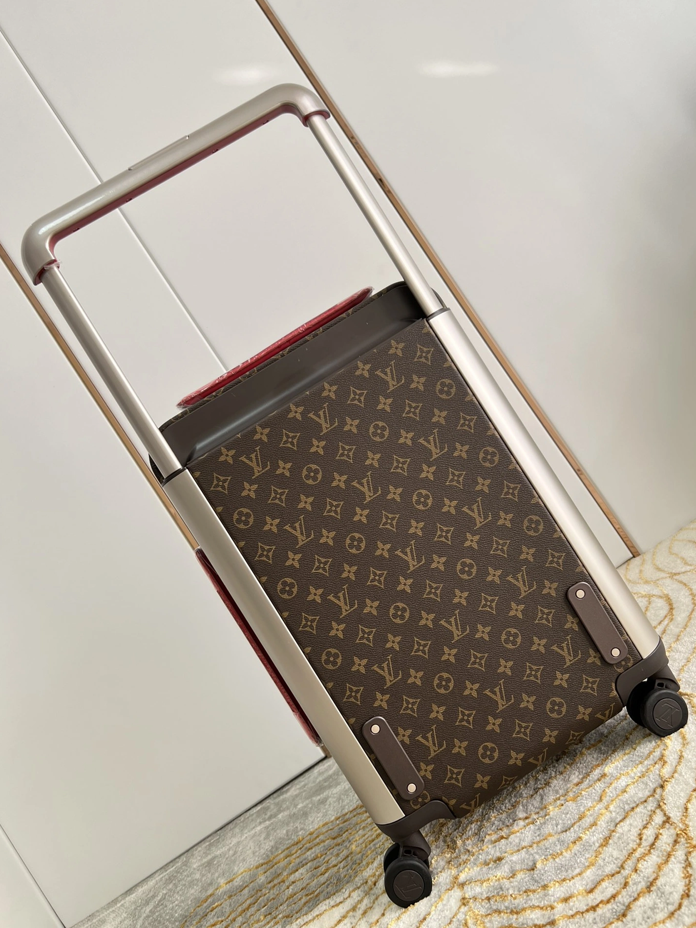 Efficient 8108 Louis Vuitton Luggage