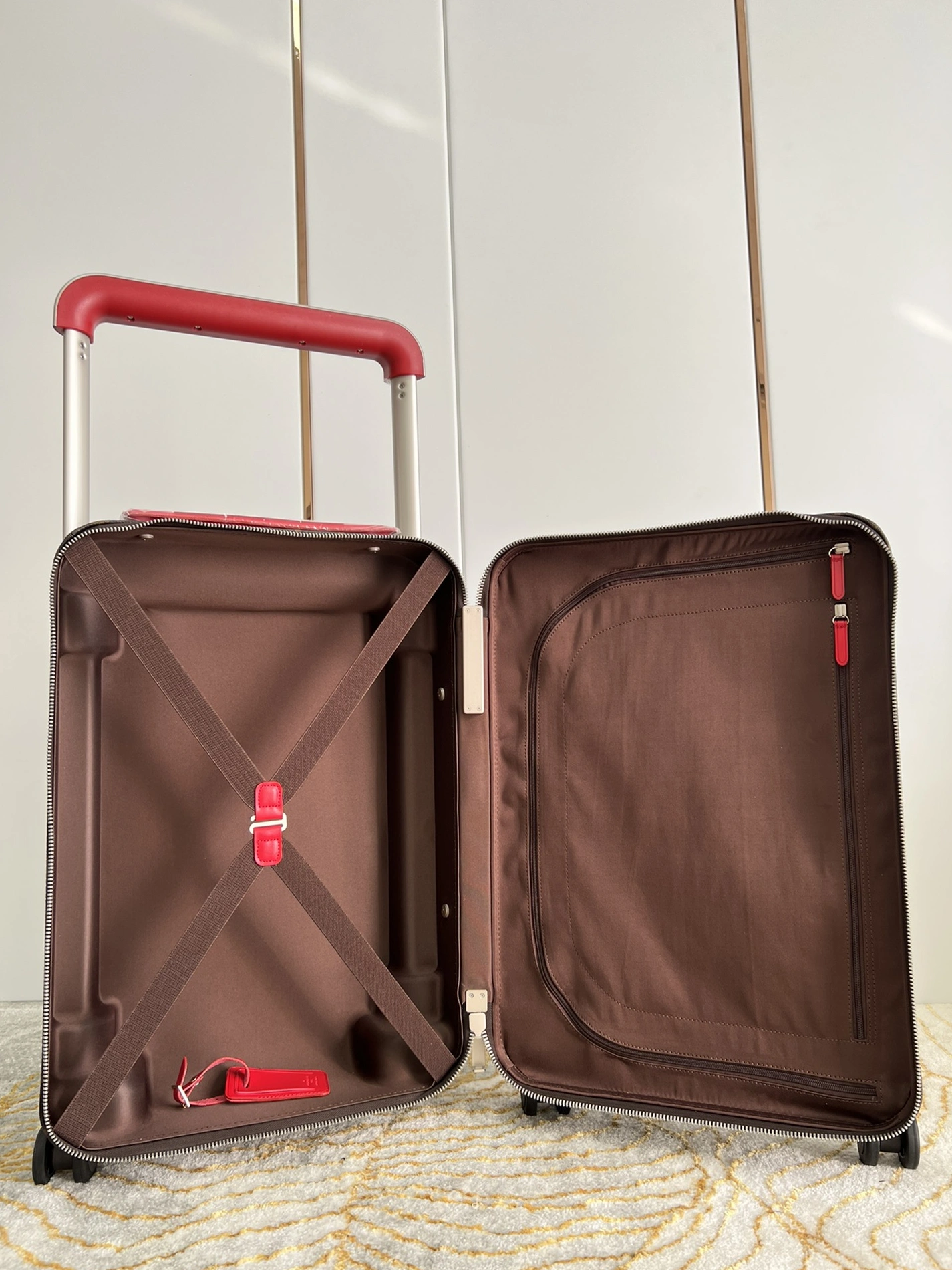 Efficient 8108 Louis Vuitton Luggage