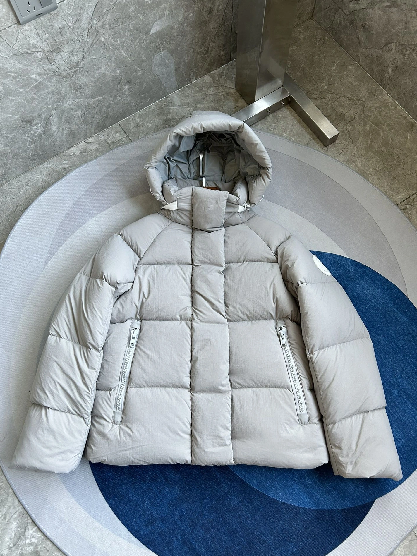Efficient 8112 Canada Goose Down Feather Coat Long Sleeved For Women