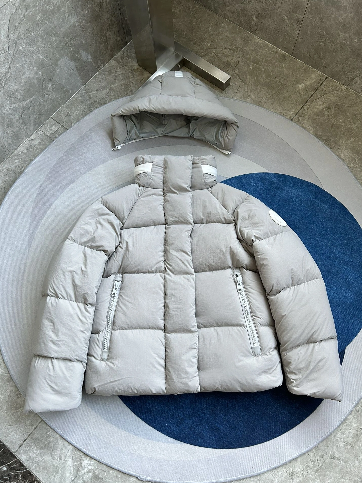 Efficient 8112 Canada Goose Down Feather Coat Long Sleeved For Women