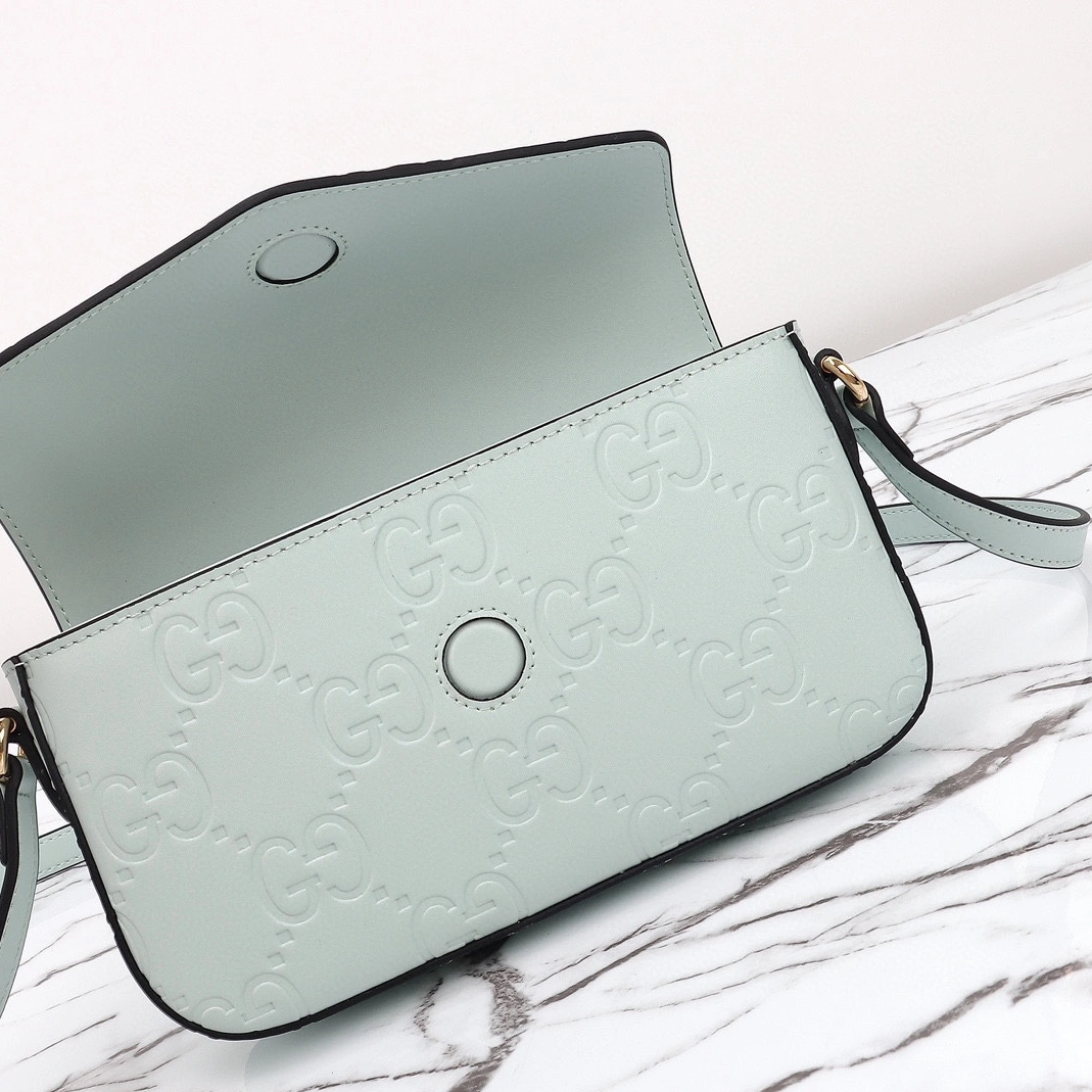 Efficient 8119 Gucci AAA Quality Messenger Bags For Women