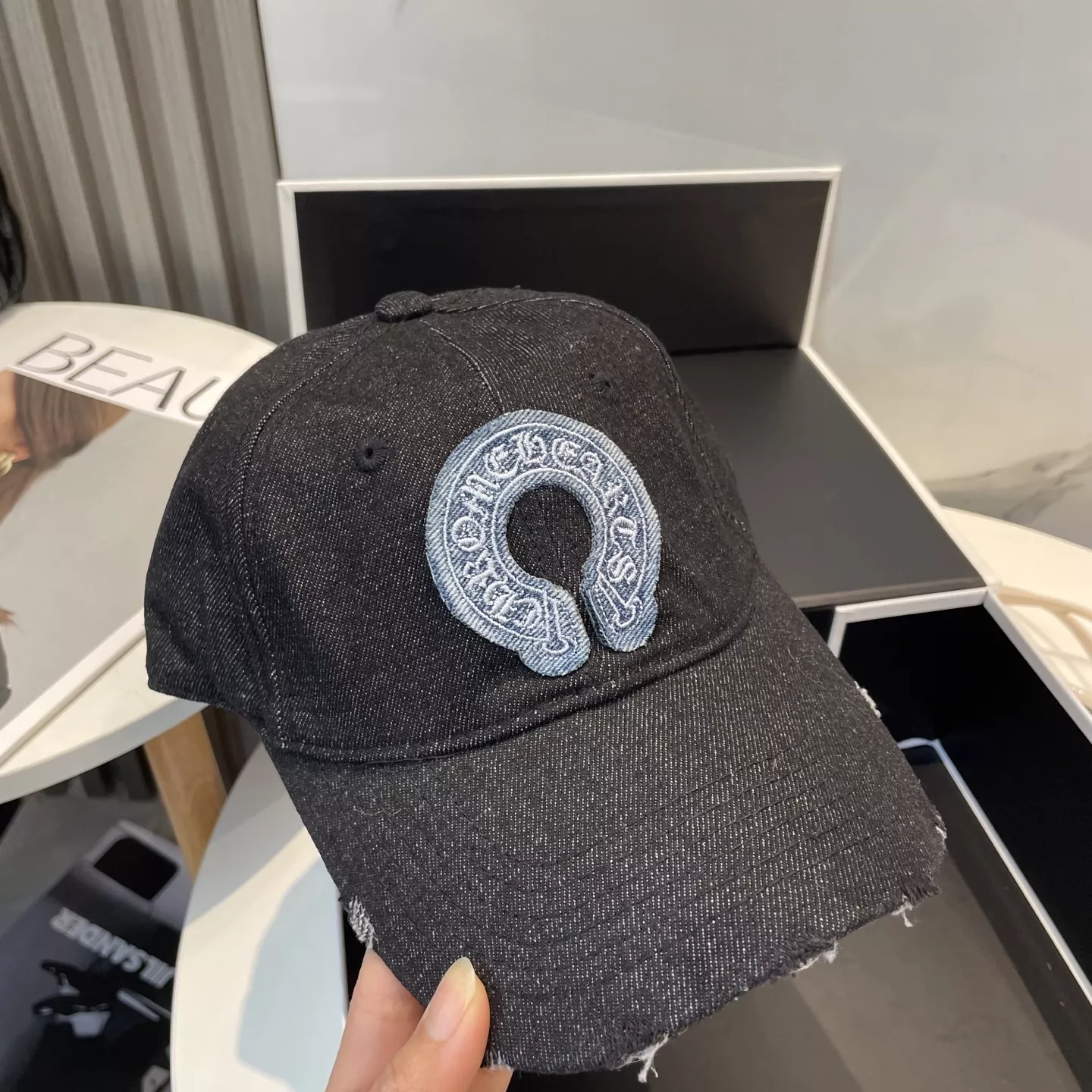 Efficient 814 Chrome Hearts Caps