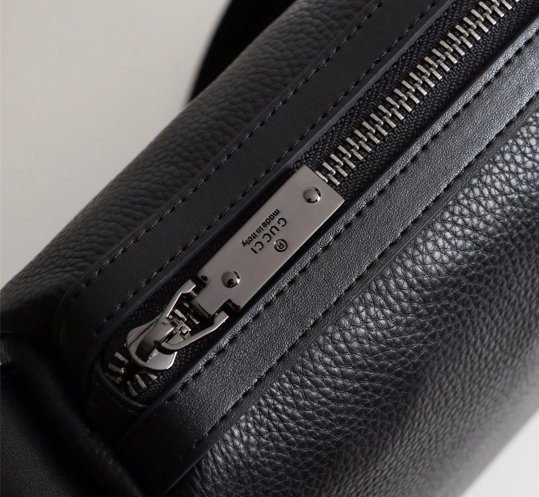 Efficient 8149 Gucci AAA Man Messenger Bags
