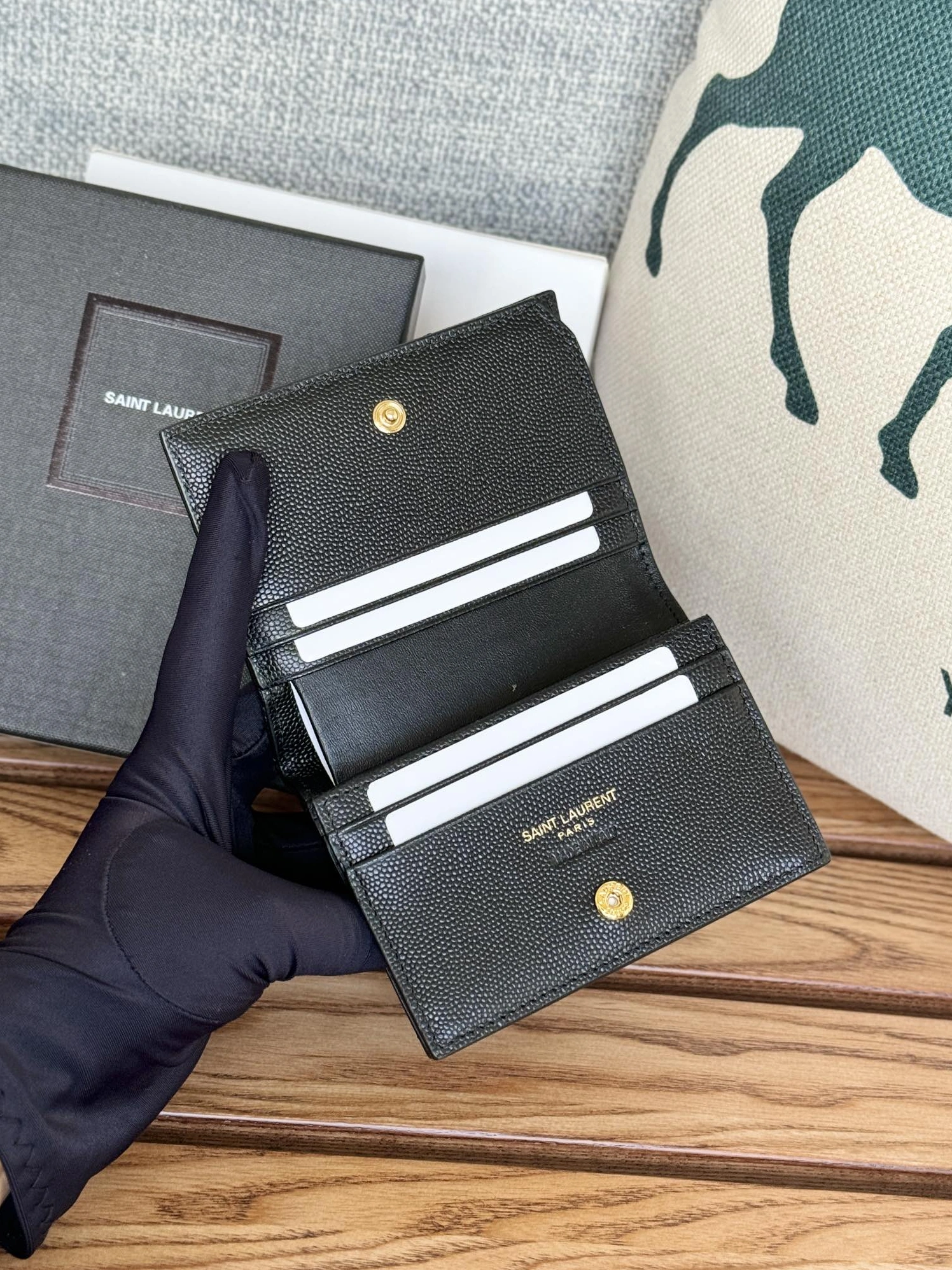 Efficient 8262 Yves Saint Laurent AAA Quality Wallets