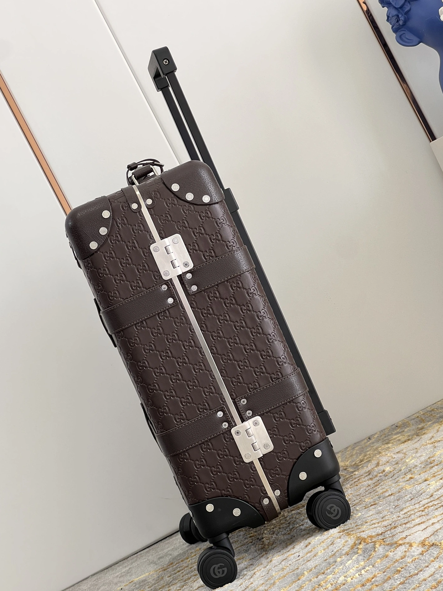 Efficient 8274 Gucci Luggage
