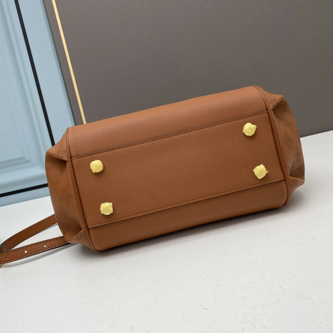 Efficient 8300 Louis Vuitton AAA Quality Handbags For Women