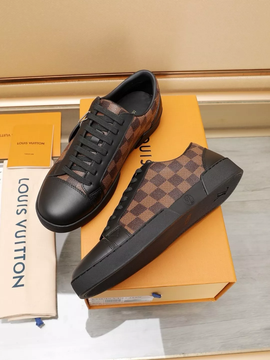 Efficient 8302 Louis Vuitton Casual Shoes For Men