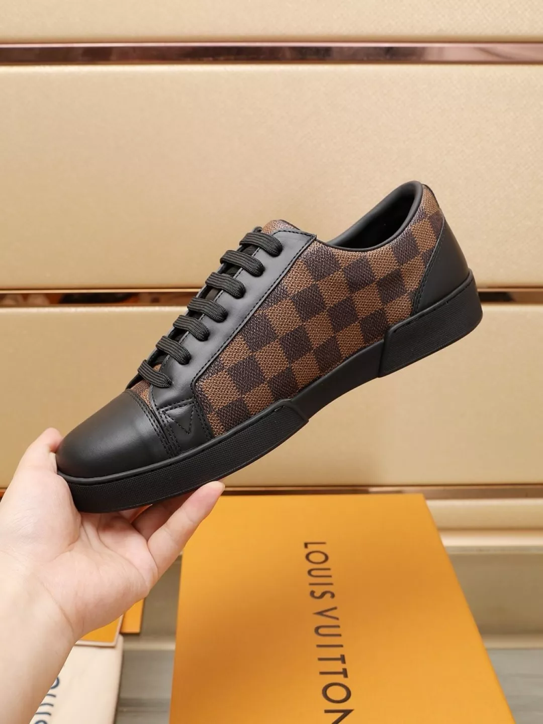 Efficient 8302 Louis Vuitton Casual Shoes For Men
