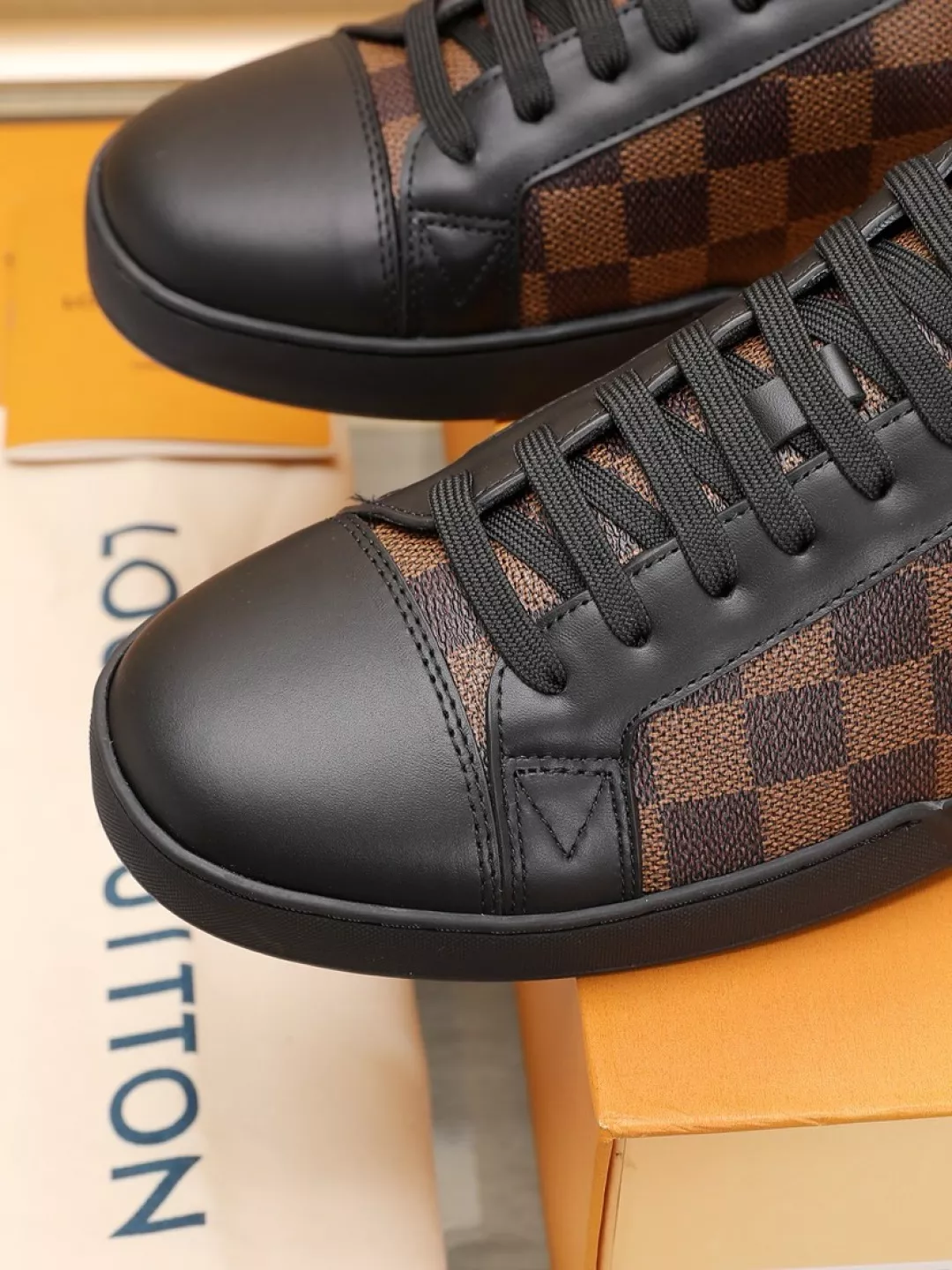 Efficient 8302 Louis Vuitton Casual Shoes For Men