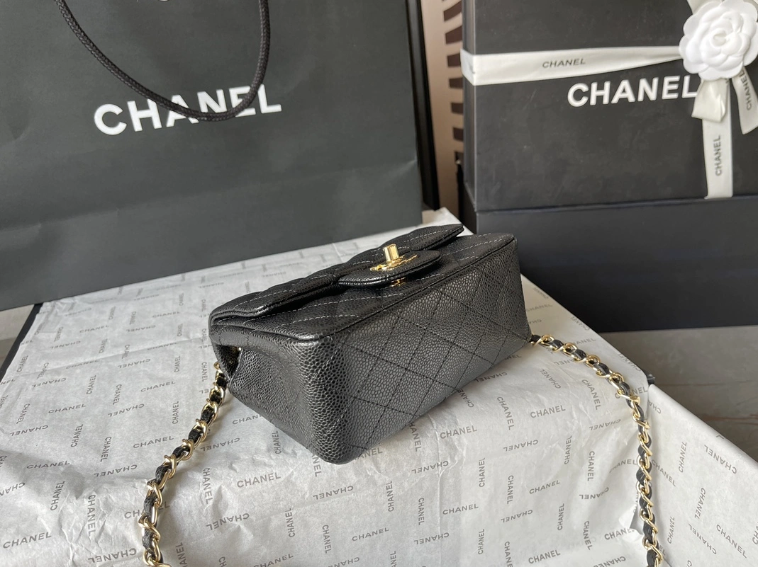 Efficient 8307 Chanel AAA Quality Messenger Bags For Women