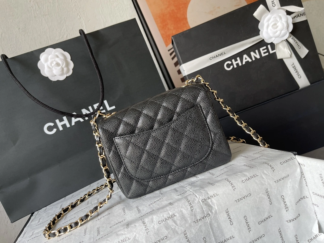 Efficient 8307 Chanel AAA Quality Messenger Bags For Women