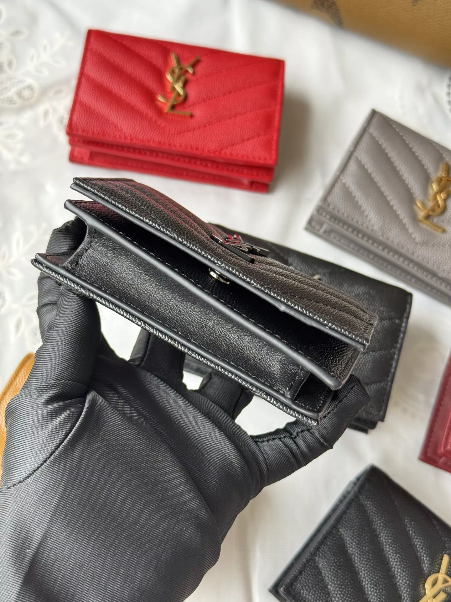 Efficient 8415 Yves Saint Laurent AAA Quality Wallets For Women