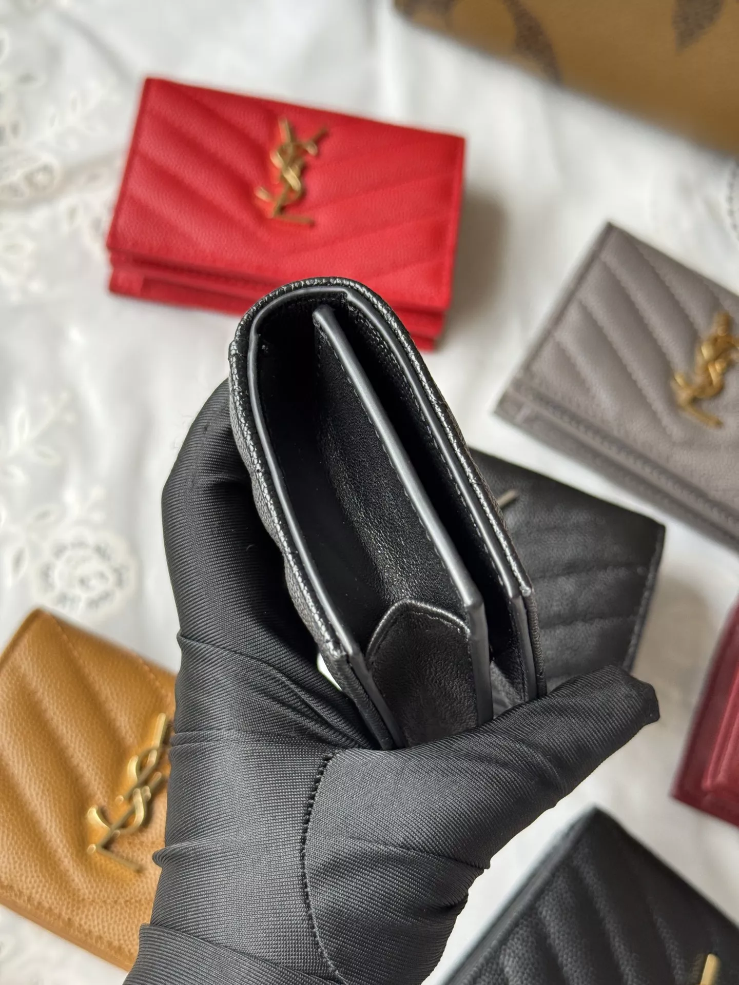 Efficient 8415 Yves Saint Laurent AAA Quality Wallets For Women