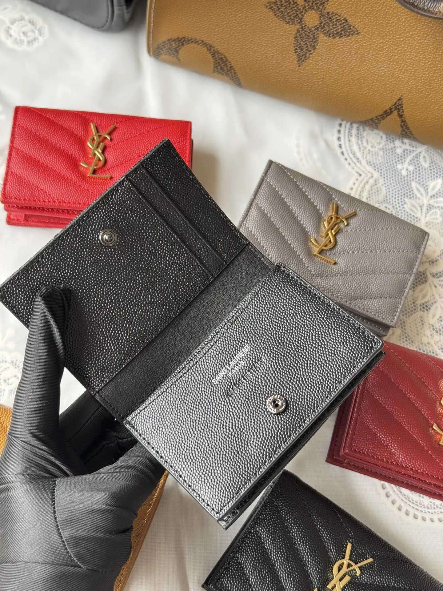 Efficient 8415 Yves Saint Laurent AAA Quality Wallets For Women