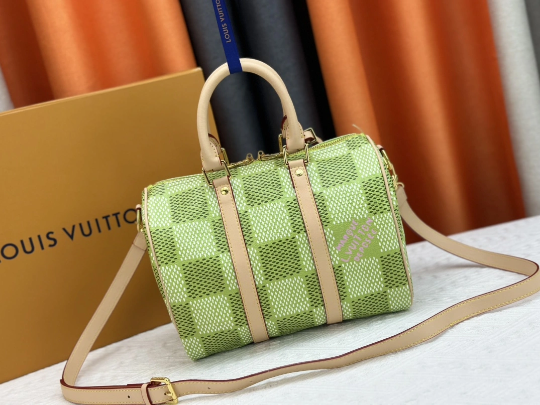 Efficient 8555 Louis Vuitton AAA Quality Handbags For Women