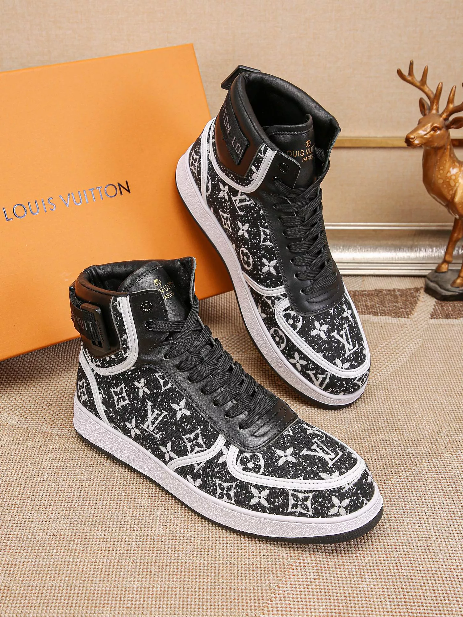 Efficient 879 Louis Vuitton High Tops Shoes For Men