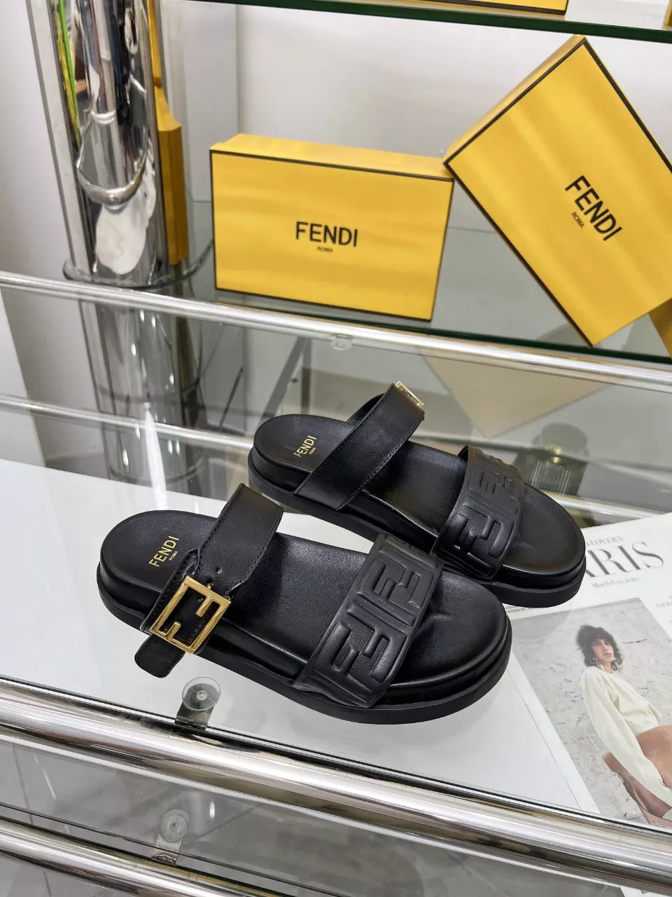 Efficient 882 Fendi Slippers For Women