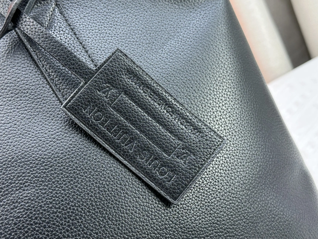 Efficient 8866 Louis Vuitton AAA Quality Handbags For Unisex