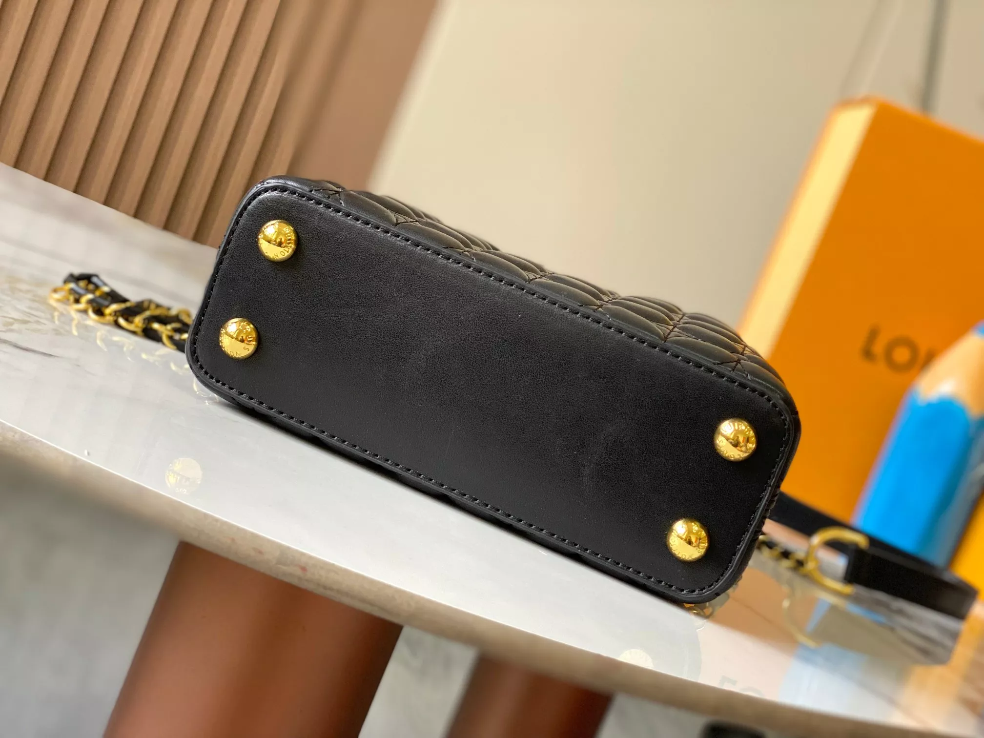 Efficient 9029 Louis Vuitton AAA Quality Messenger Bags For Women