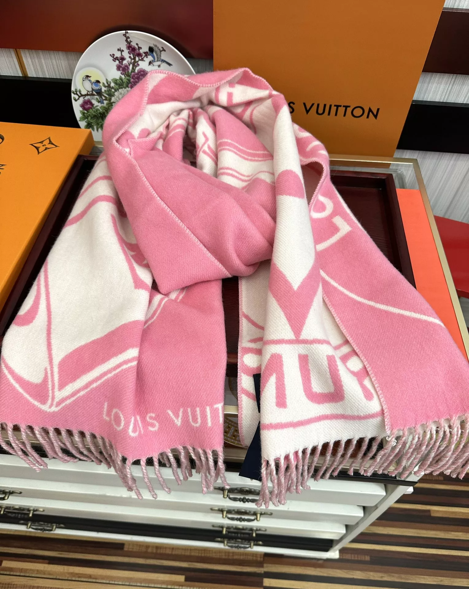 Efficient 9172 Louis Vuitton Scarf For Women