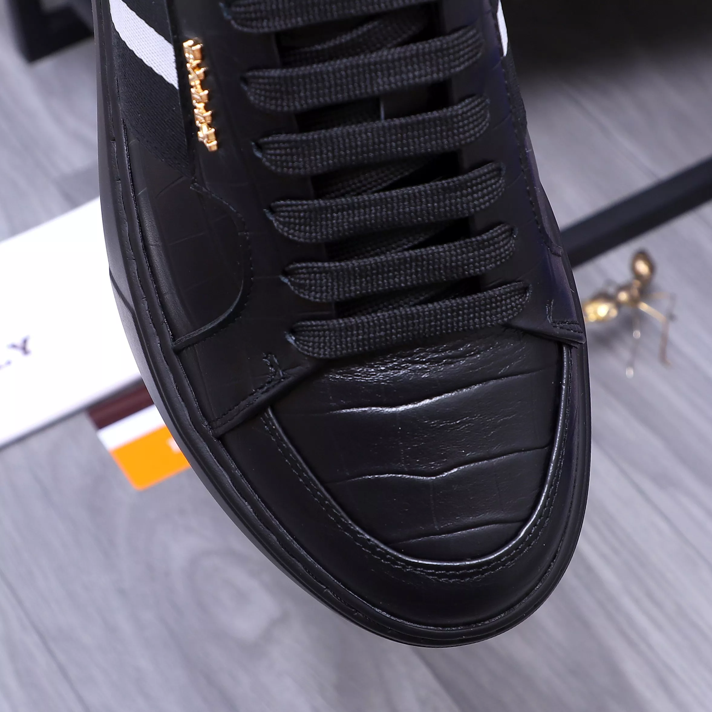 Efficient 9301 Bally Casual Shoes For Men