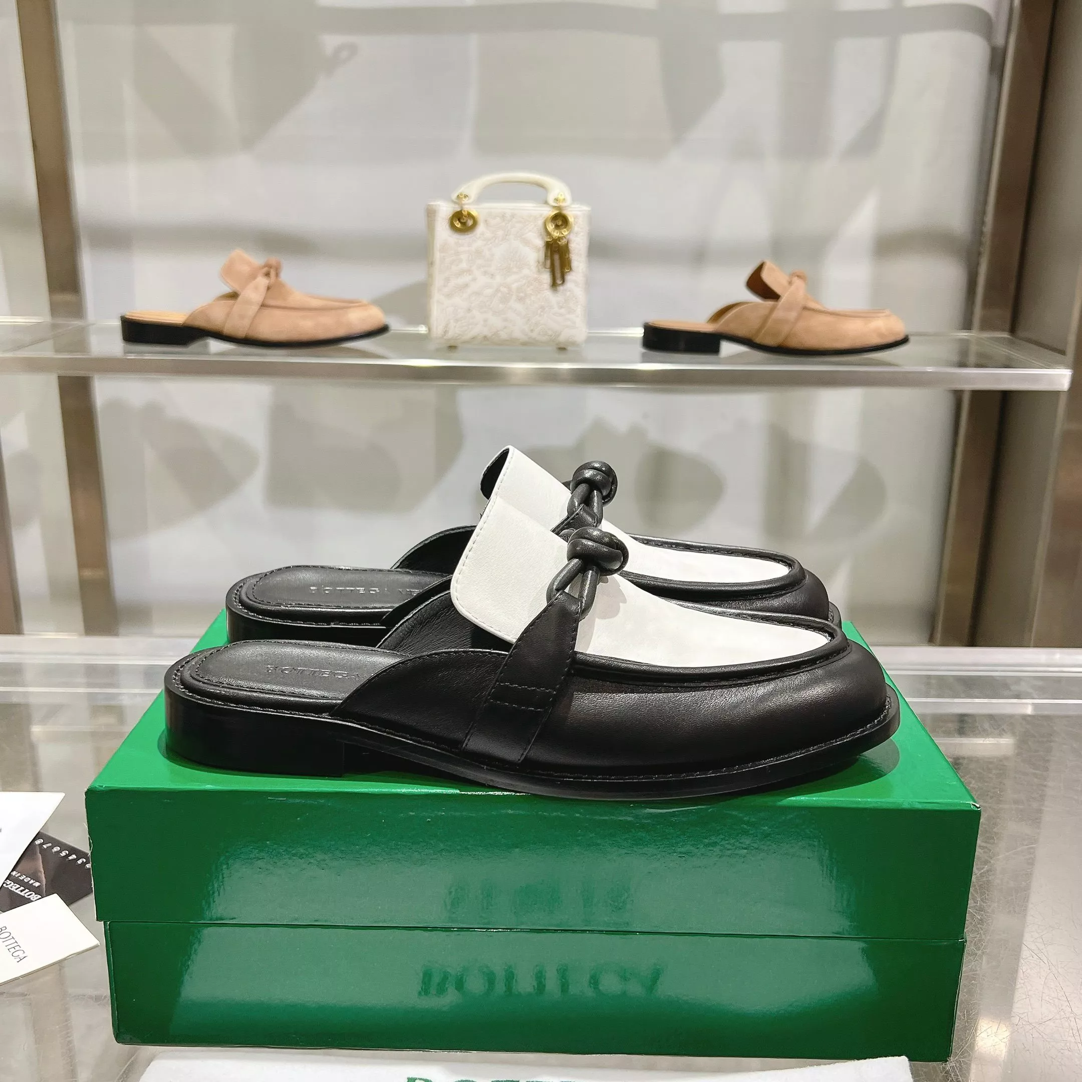 Efficient 945 Bottega Veneta BV Slippers For Men