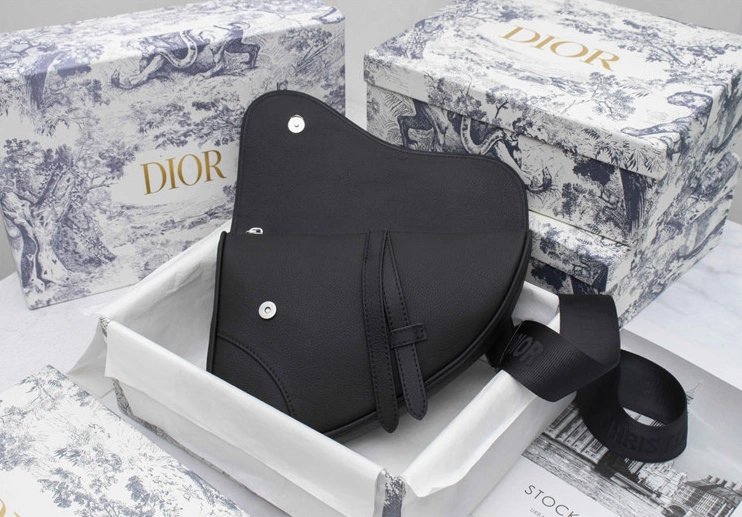 Efficient 9568 Christian Dior AAA Man Messenger Bags