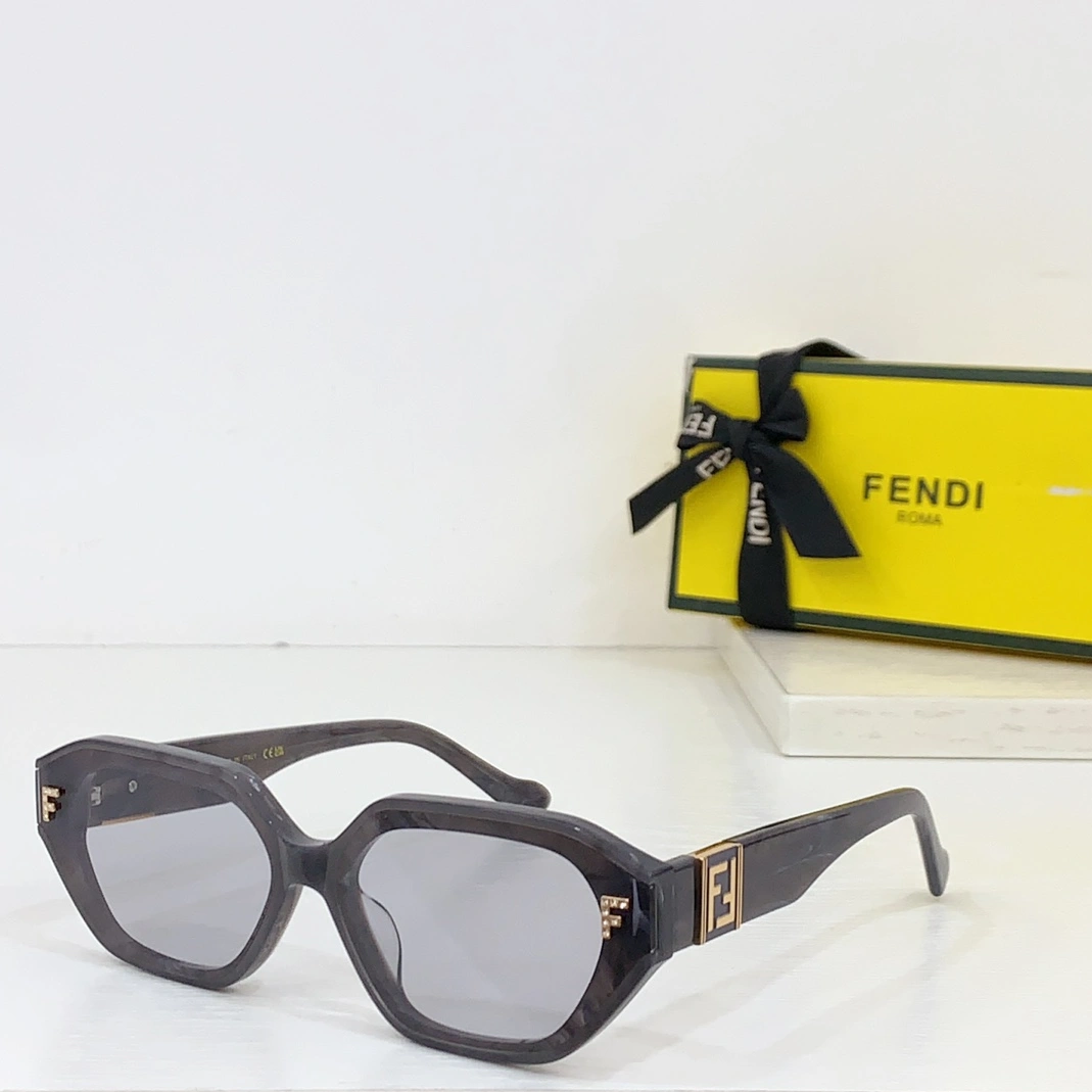 Efficient 9751 Fendi AAA Quality Sunglasses