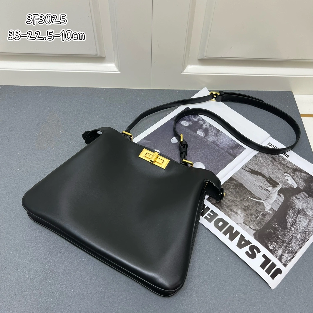 Efficient 9864 Fendi AAA Quality Messenger Bags For Women