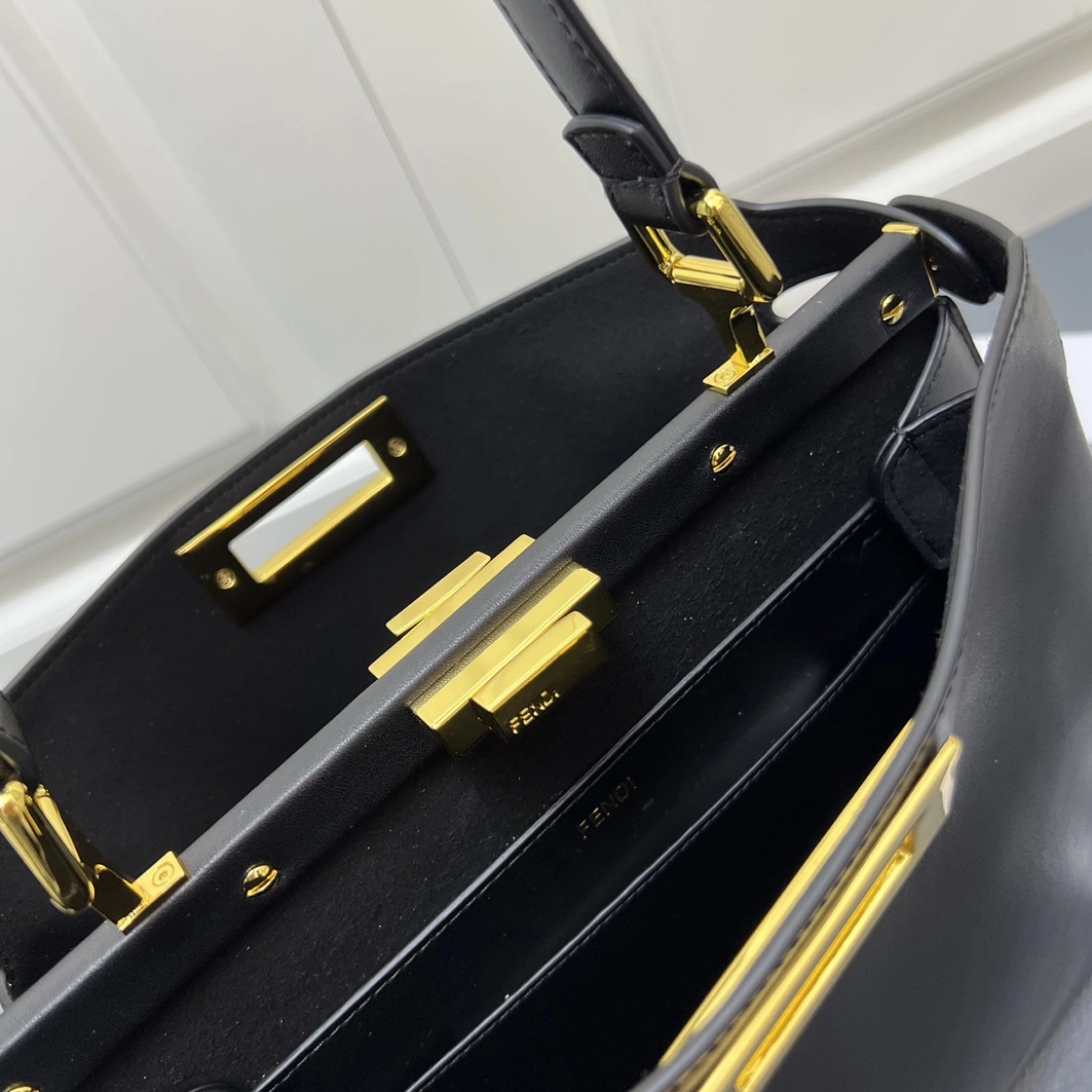 Efficient 9864 Fendi AAA Quality Messenger Bags For Women