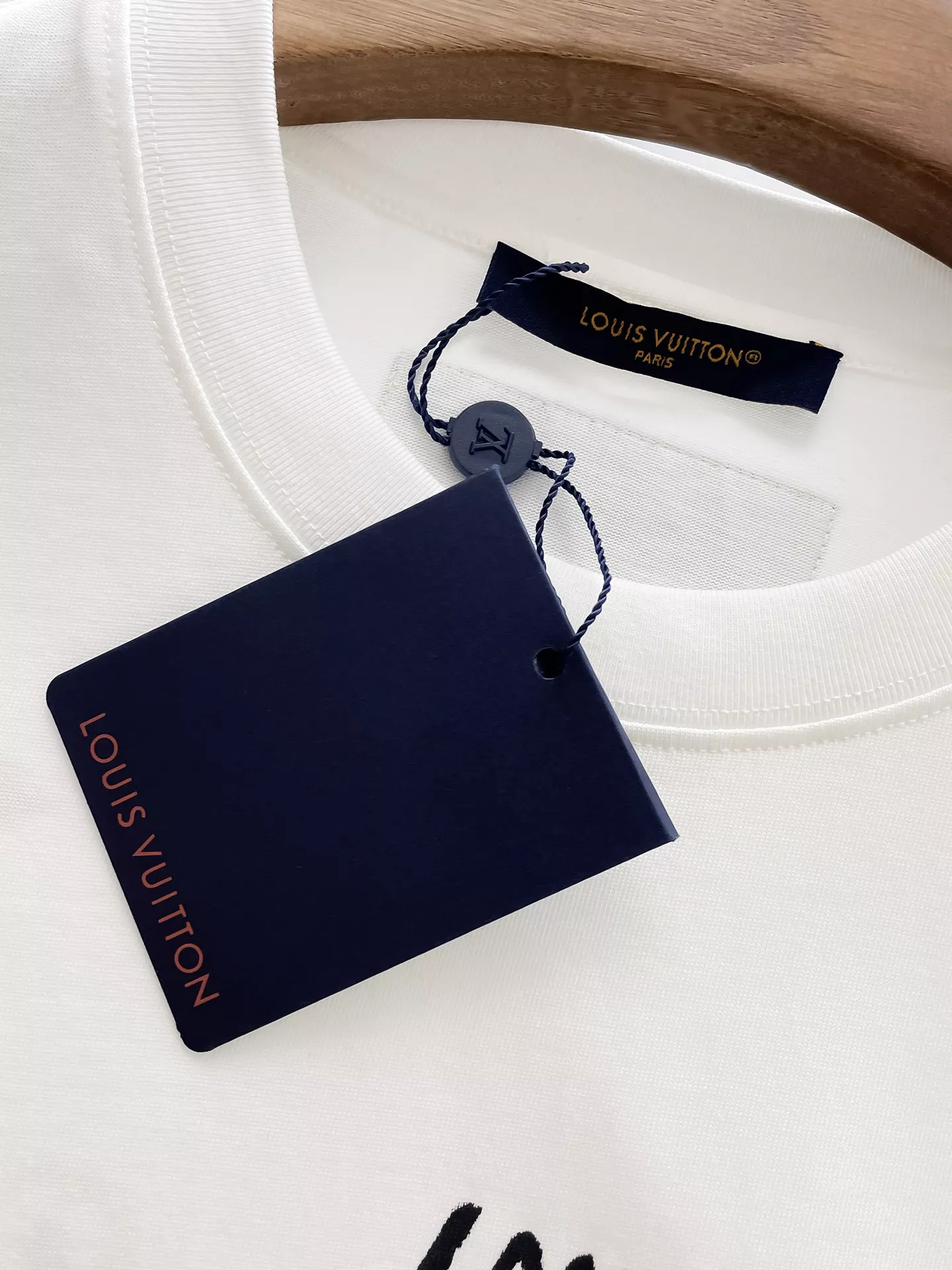 Efficient 9974 Louis Vuitton LV T-Shirts Short Sleeved For Men