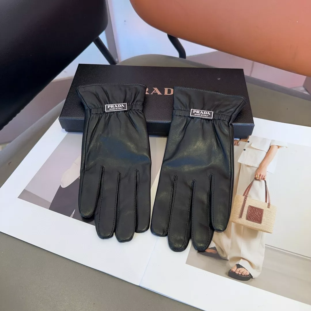 Elegant 1006 Prada Gloves For Women