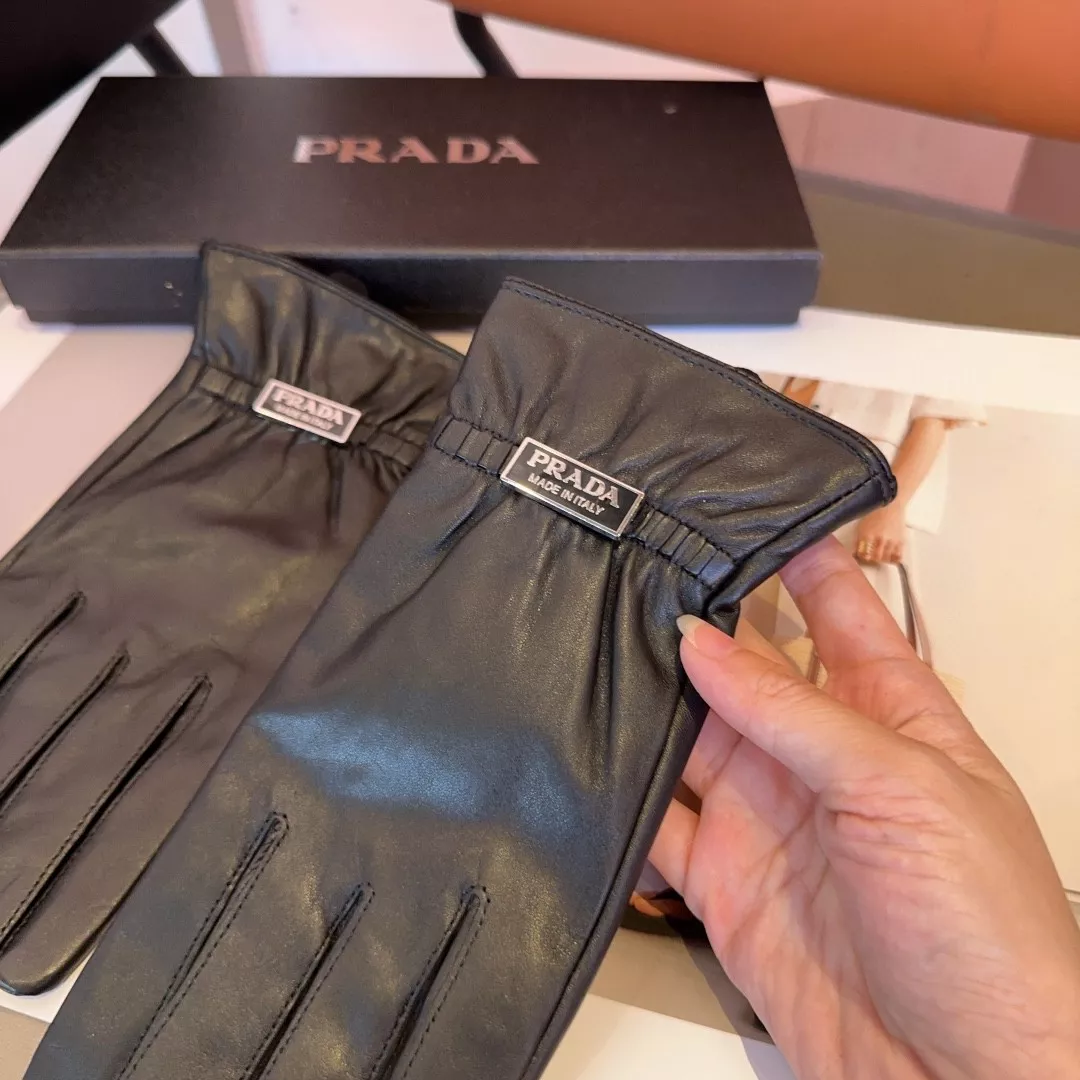 Elegant 1006 Prada Gloves For Women