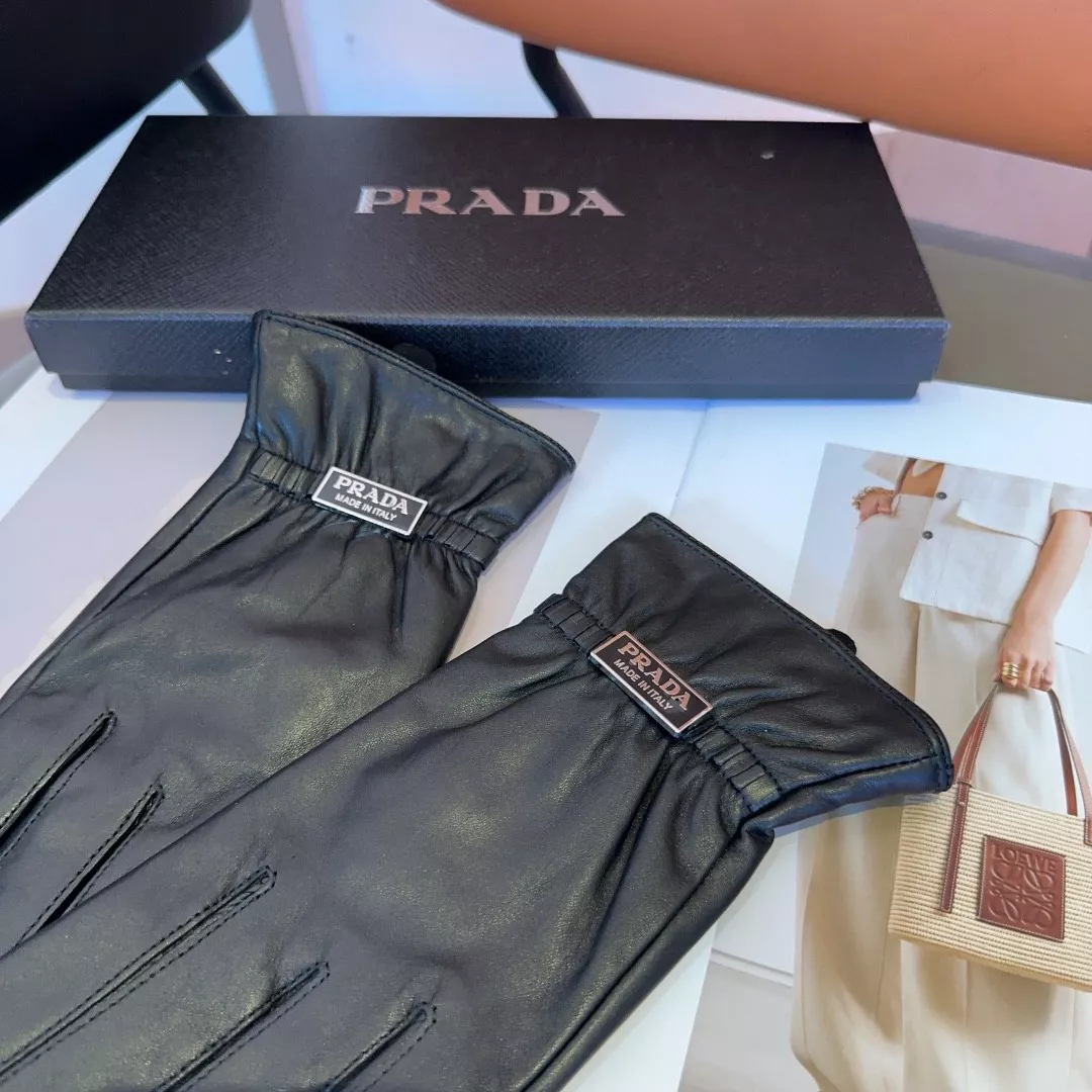Elegant 1006 Prada Gloves For Women