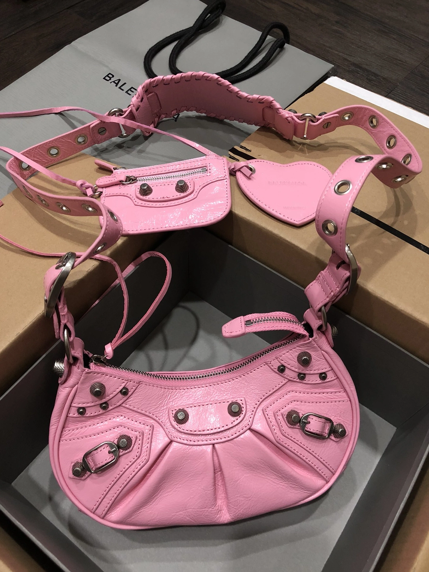 Elegant 1046 Balenciaga AAA Quality Messenger Bags For Women