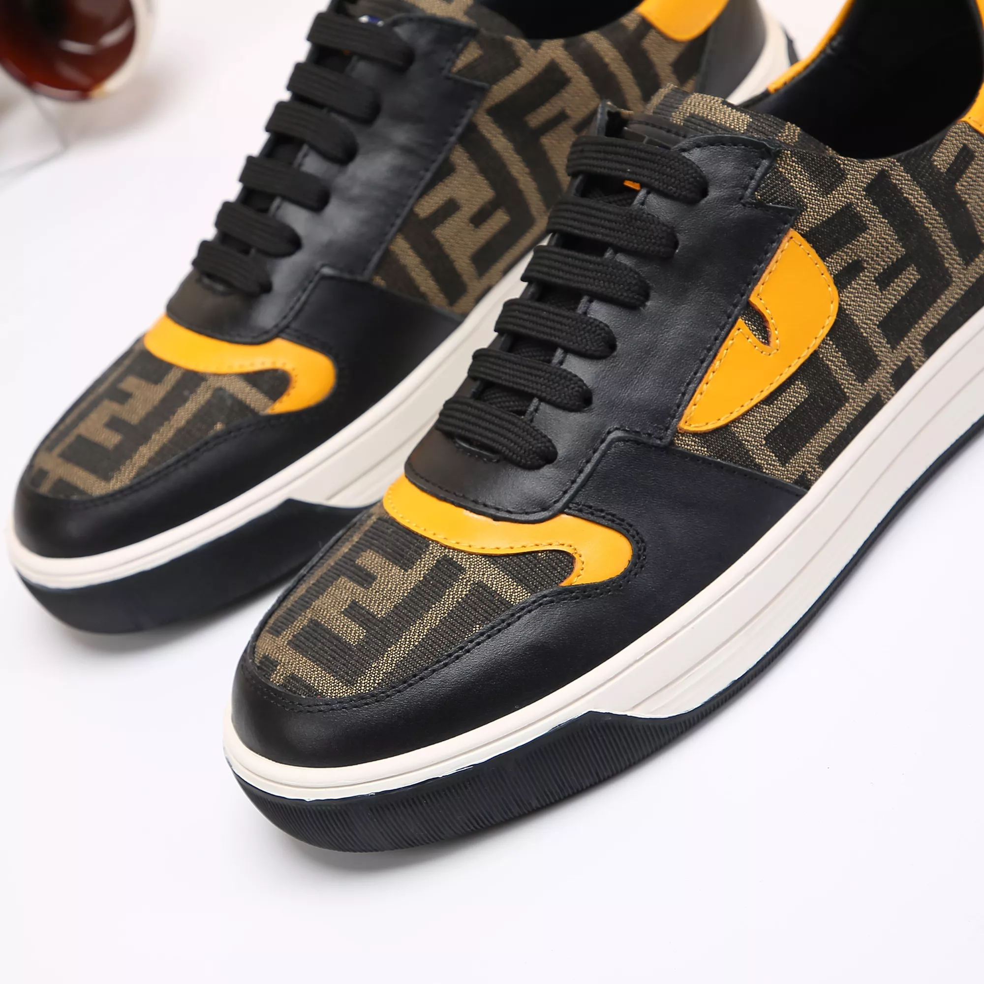 Elegant 1543 Fendi Casual Shoes For Men