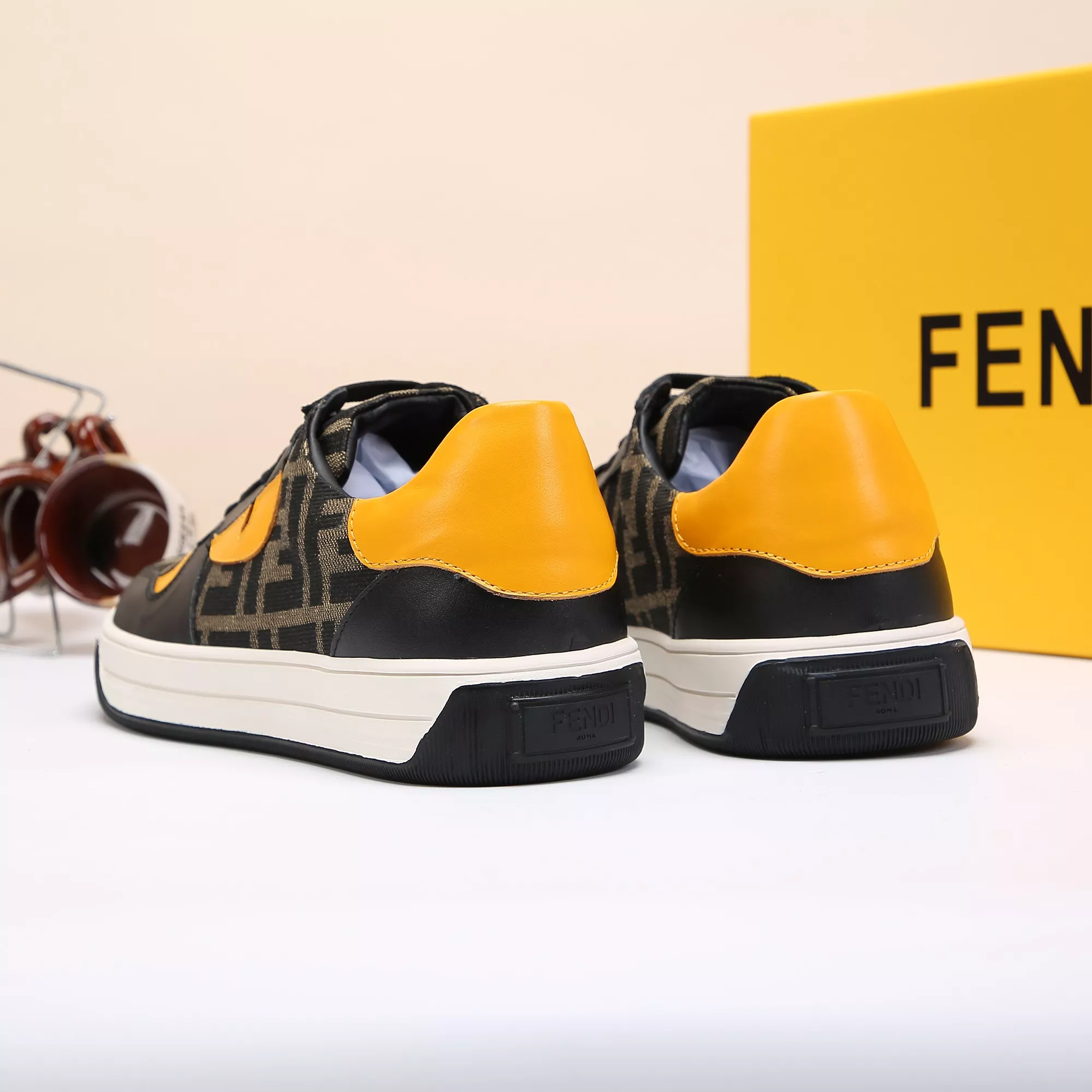 Elegant 1543 Fendi Casual Shoes For Men
