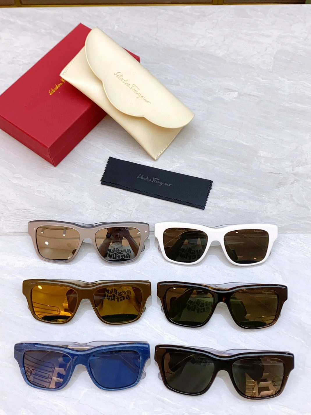 Elegant 1588 Salvatore Ferragamo AAA Quality Sunglasses