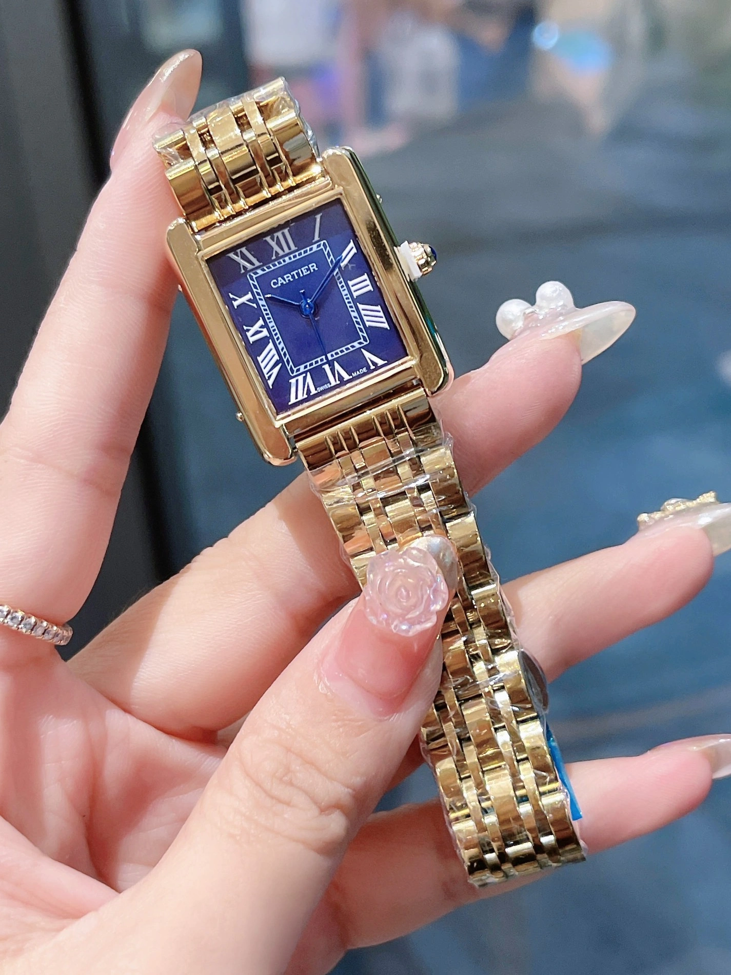 Elegant 1713 Cartier Watches