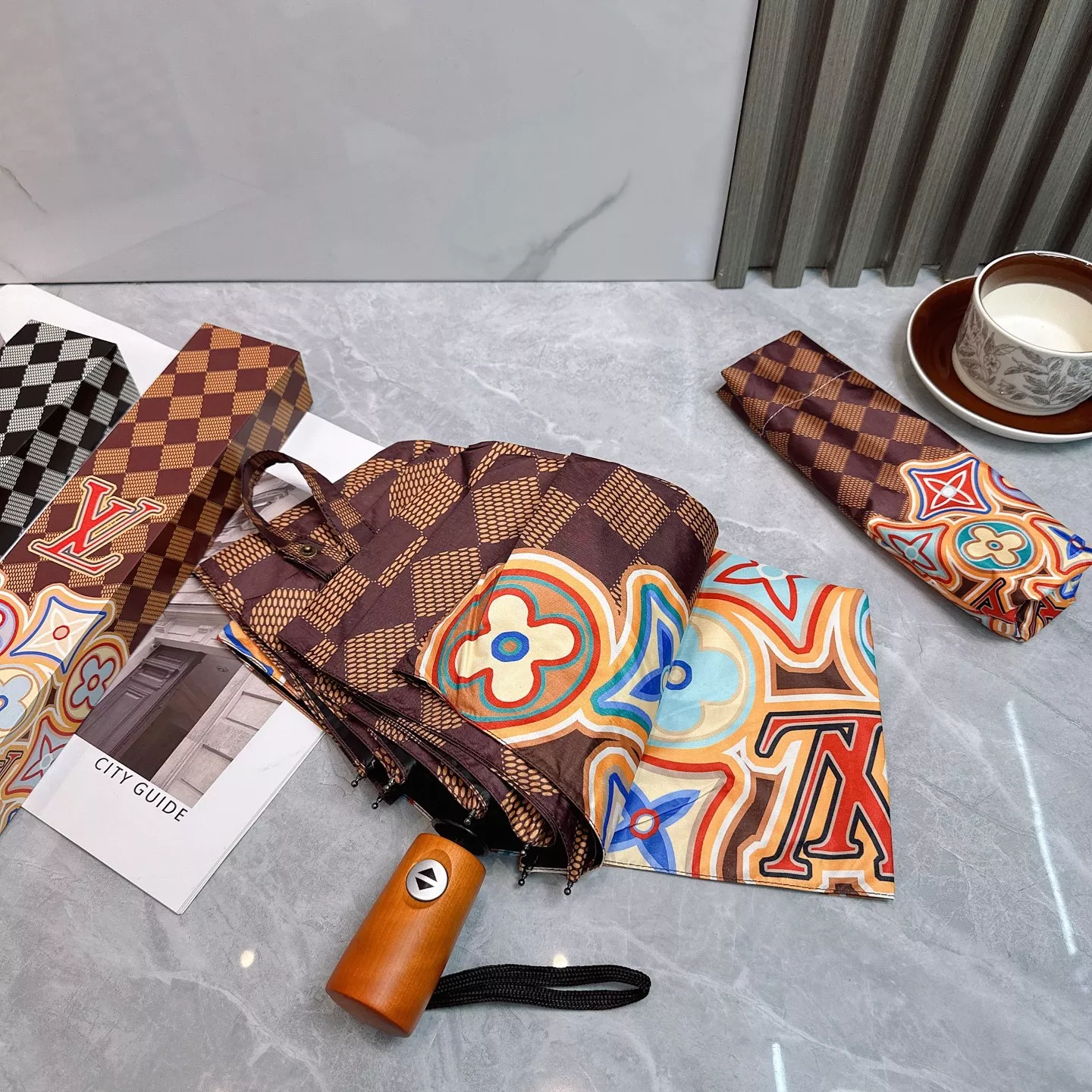 Elegant 1747 Louis Vuitton Umbrellas