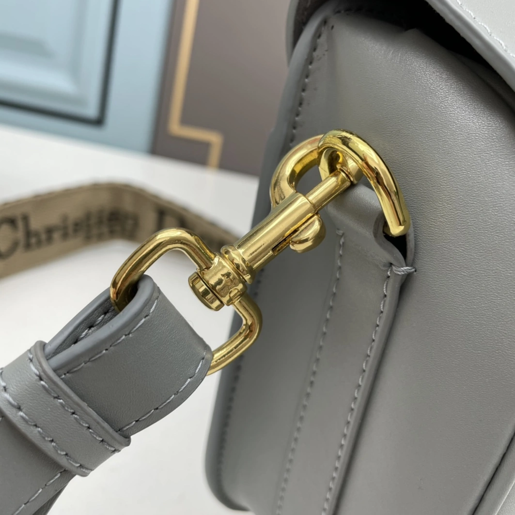 Elegant 185 Christian Dior AAA Quality Messenger Bags For Women