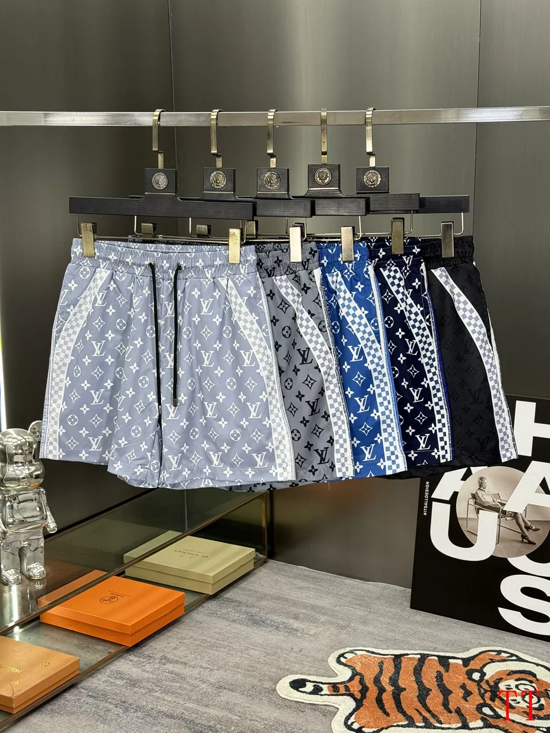 Elegant 1886 Louis Vuitton LV Pants For Men