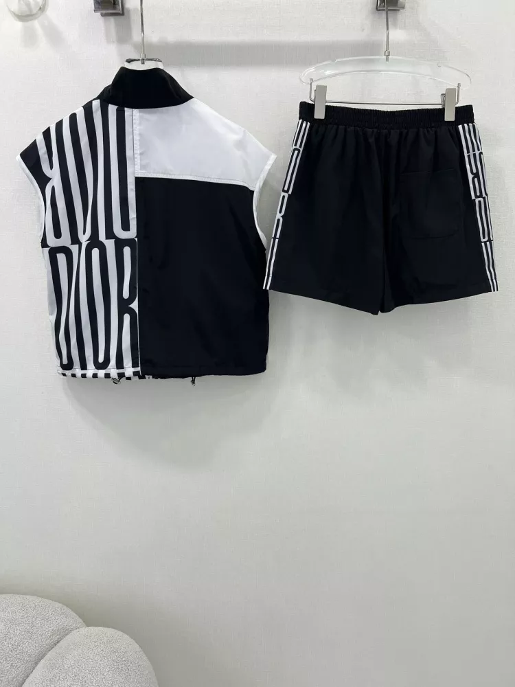 Elegant 1995 Christian Dior Tracksuits Sleeveless For Women