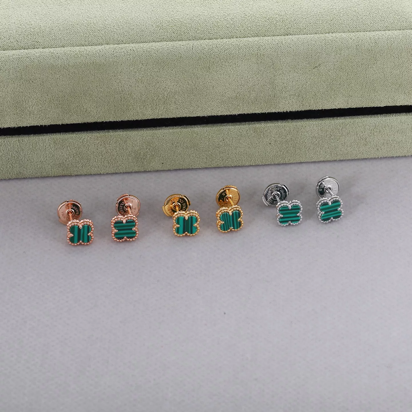 Elegant 2102 Van Cleef & Arpels Earrings For Women