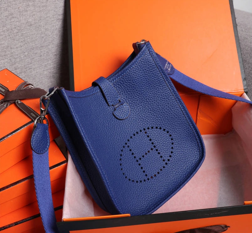 Elegant 2119 Hermes AAA Quality Messenger Bags For Women