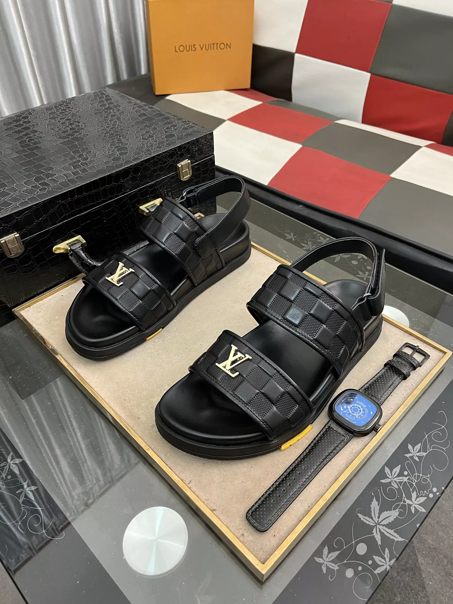 Elegant 2246 Louis Vuitton Sandal For Men