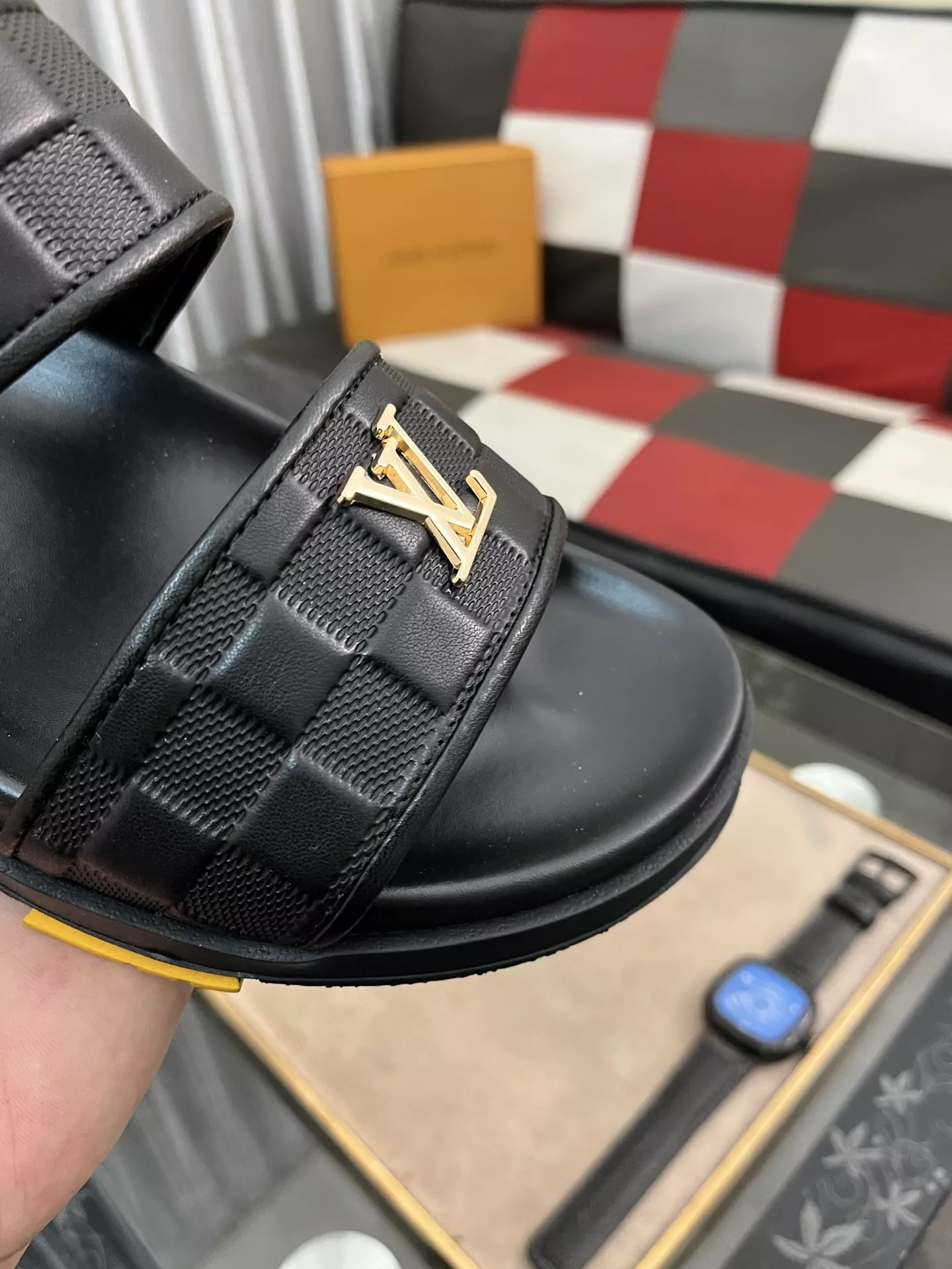 Elegant 2246 Louis Vuitton Sandal For Men