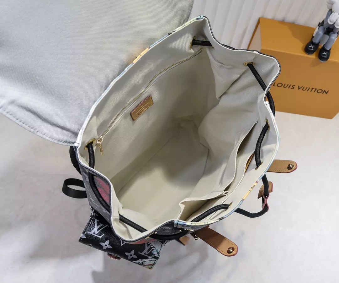 Elegant 2436 Louis Vuitton LV AAA Man Backpacks