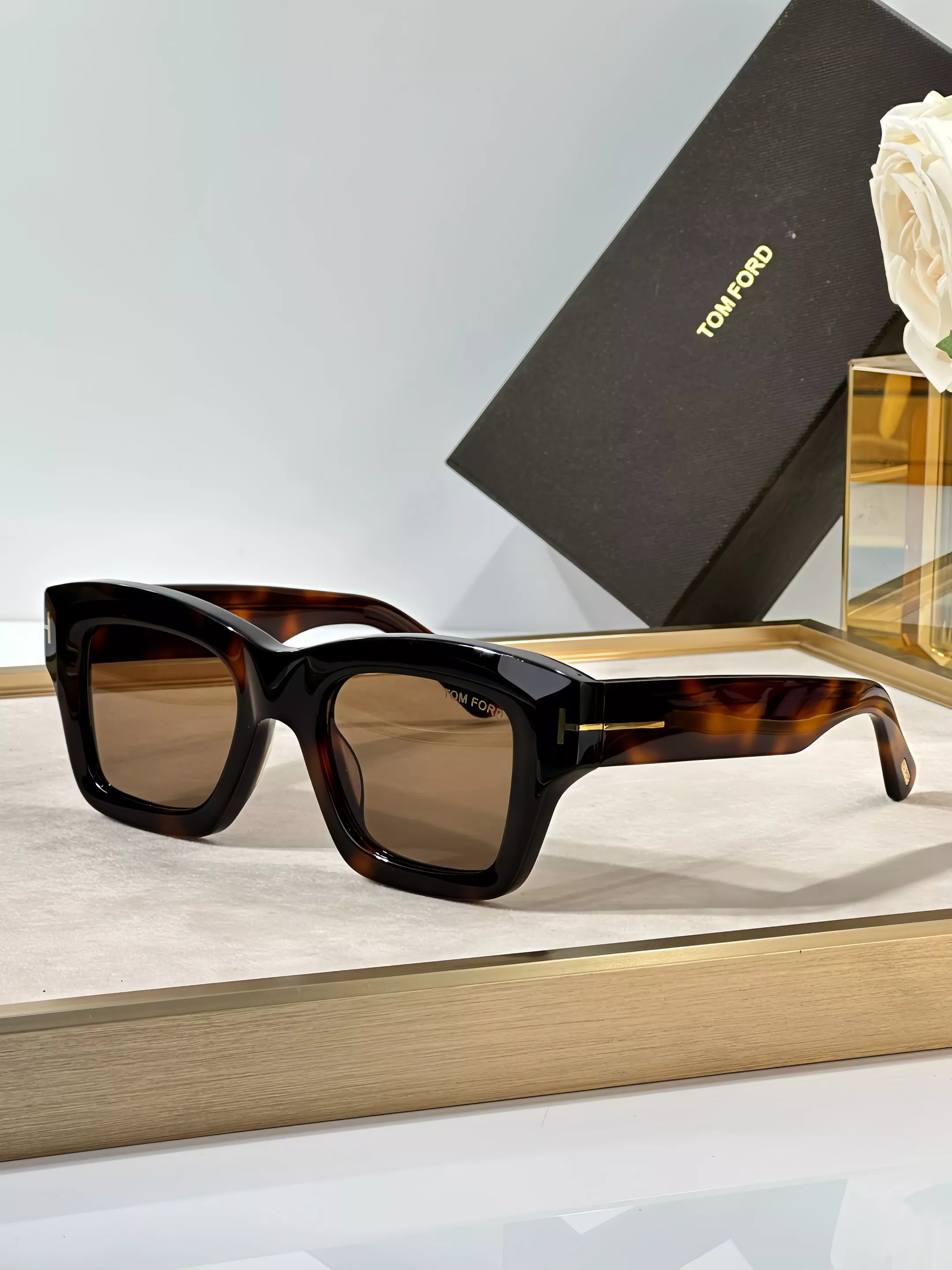 Elegant 2519 Tom Ford AAA Quality Sunglasses
