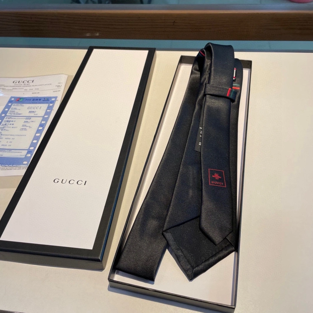 Elegant 2692 Gucci Necktie For Men